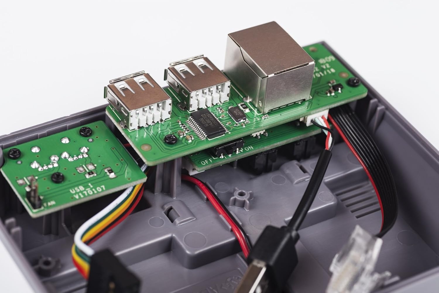 Retroflag NESPi Case Plus Func - Raspberry Pi Keyboard review and price